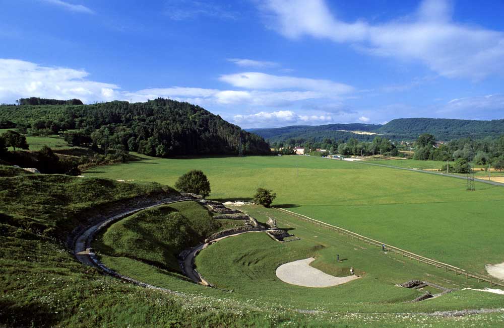Mandeure, théâtre gallo-romain, départ du GR® 509 Mandeure, théâtre gallo-romain, départ du GR® 509